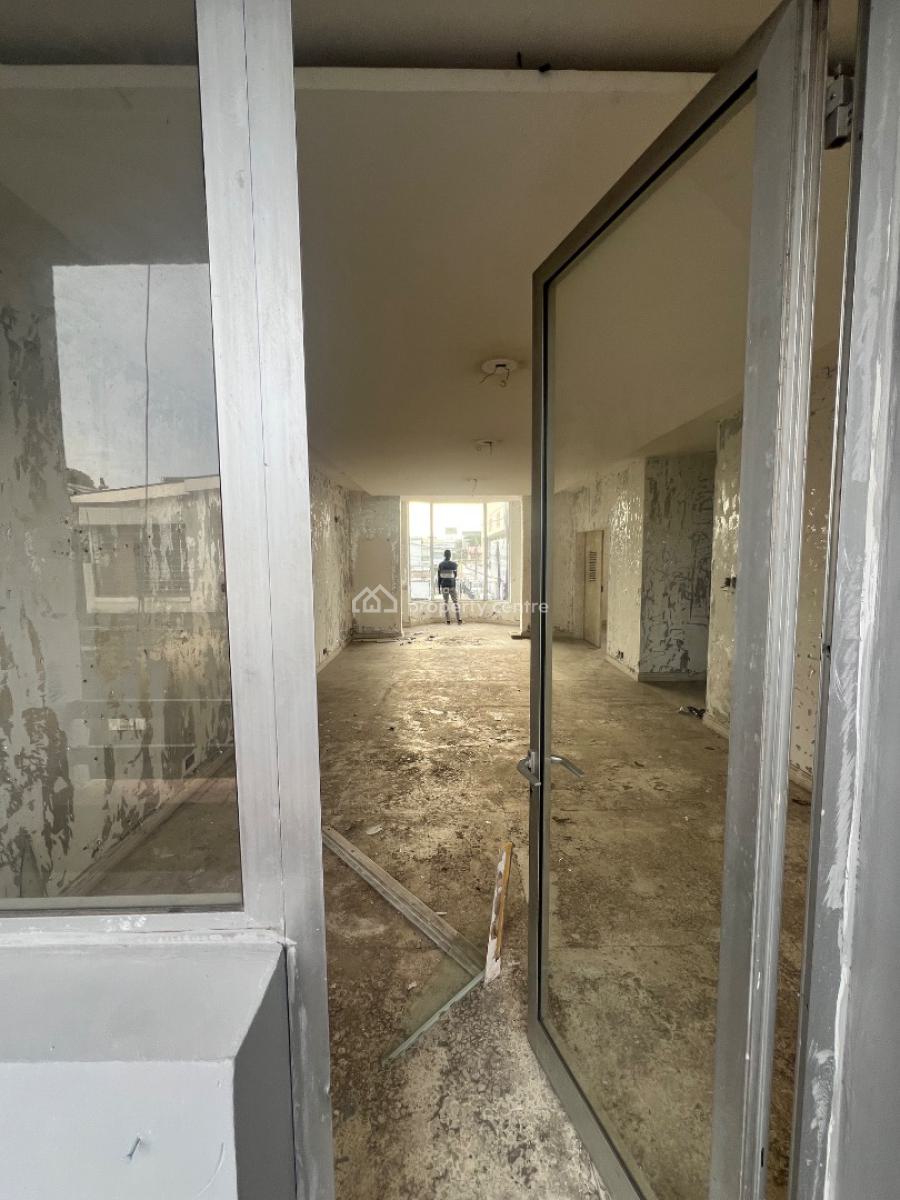 3-bedroom Commercial Space, Suitable for Shop Or Office Use, Victoria Island (vi), Lagos, Flat / Apartment for Rent