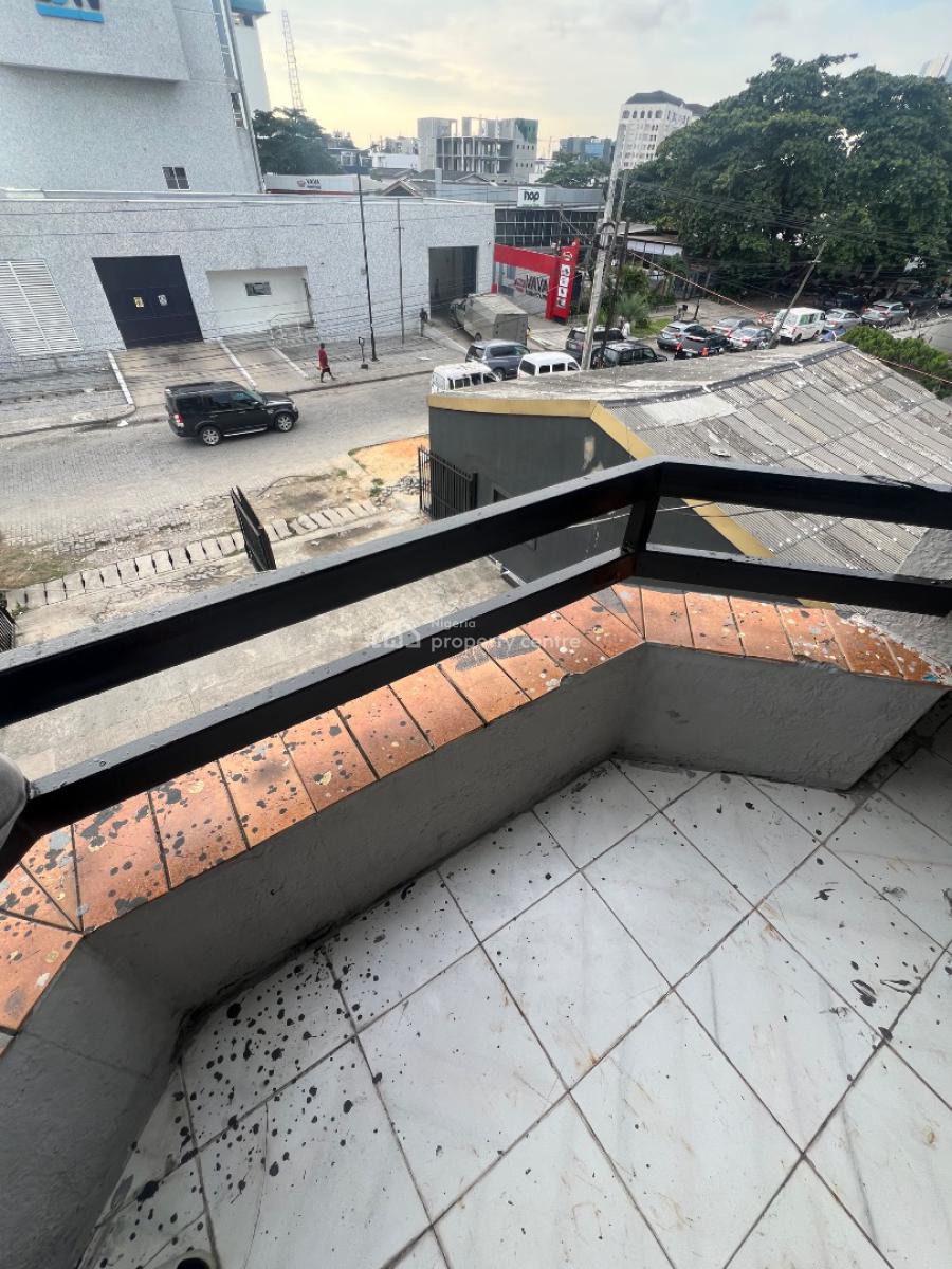 3-bedroom Commercial Space, Suitable for Shop Or Office Use, Victoria Island (vi), Lagos, Flat / Apartment for Rent