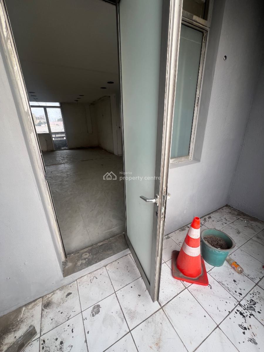 3-bedroom Commercial Space, Suitable for Shop Or Office Use, Victoria Island (vi), Lagos, Flat / Apartment for Rent