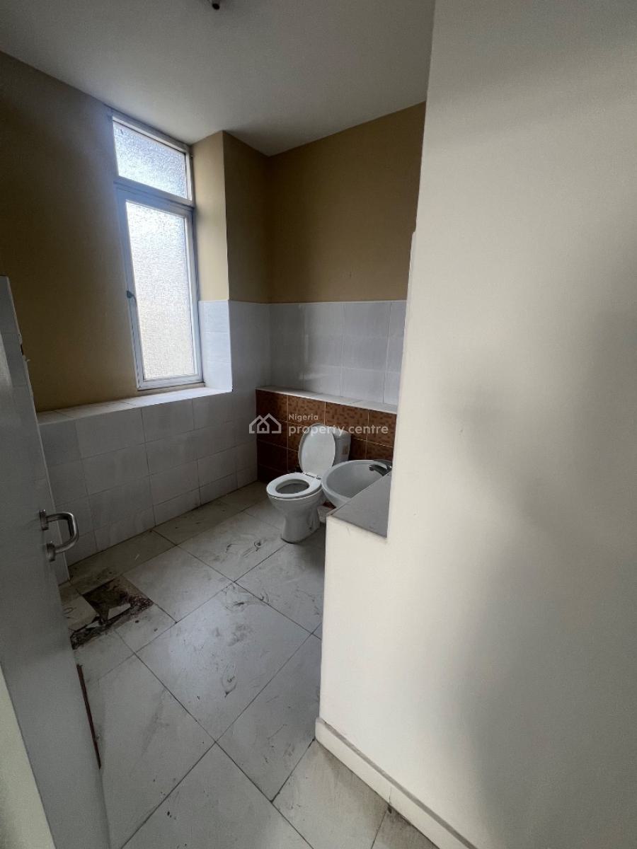 3-bedroom Commercial Space, Suitable for Shop Or Office Use, Victoria Island (vi), Lagos, Flat / Apartment for Rent