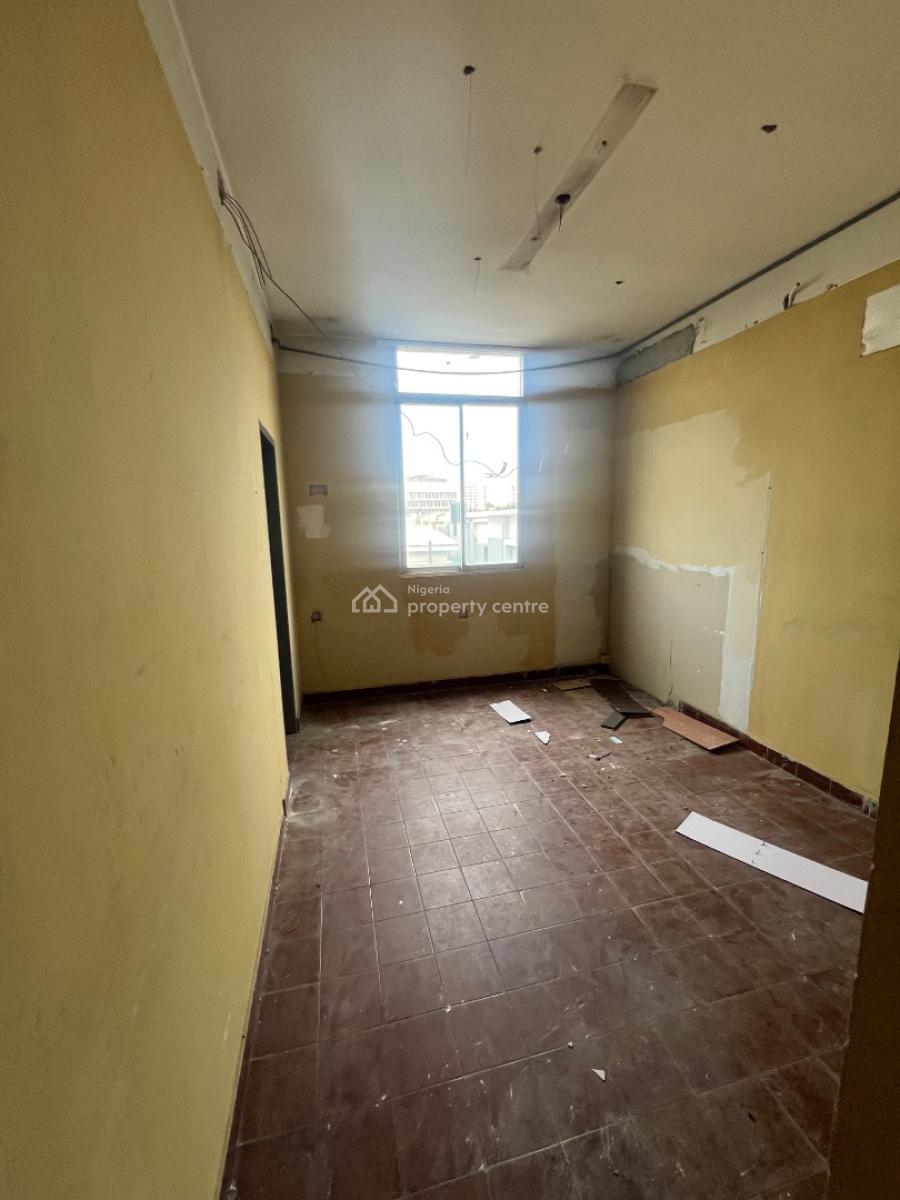 3-bedroom Commercial Space, Suitable for Shop Or Office Use, Victoria Island (vi), Lagos, Flat / Apartment for Rent