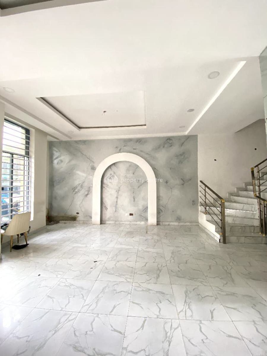 Spacious 3 Bedroom Apartment, Chevron, Lekki, Lagos, Flat / Apartment for Rent