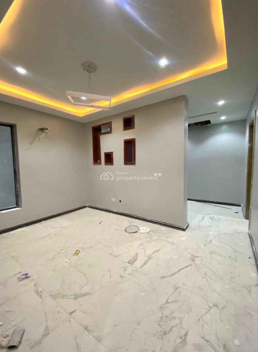 Deluxe 4 Bedroom Fully Serviced Apartment with Car Park & Elevator, 4 Bedroom Maisonette with Cinema, Pool, Car Park & Elevator, Lekki Phase 1, Lekki, Lagos, Block of Flats for Sale