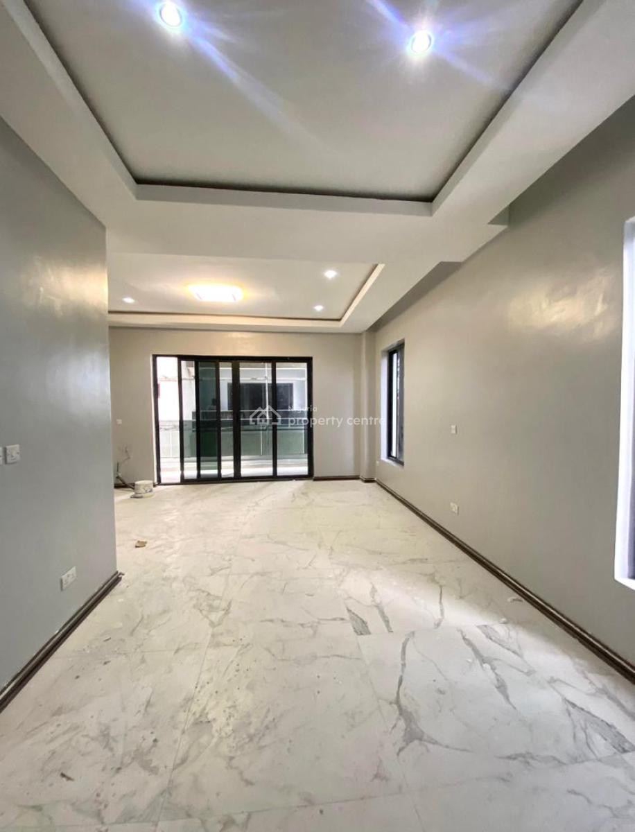 Deluxe 4 Bedroom Fully Serviced Apartment with Car Park & Elevator, 4 Bedroom Maisonette with Cinema, Pool, Car Park & Elevator, Lekki Phase 1, Lekki, Lagos, Block of Flats for Sale