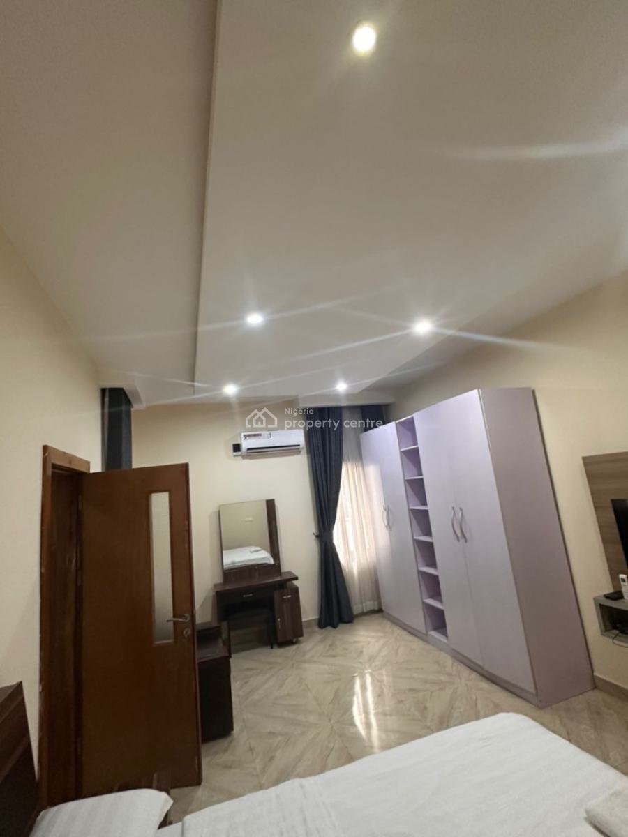 Pent Floor 3 Bedroom Flat + Bq (fully Furnished), Lekki Phase 1, Lekki, Lagos, Flat / Apartment for Rent