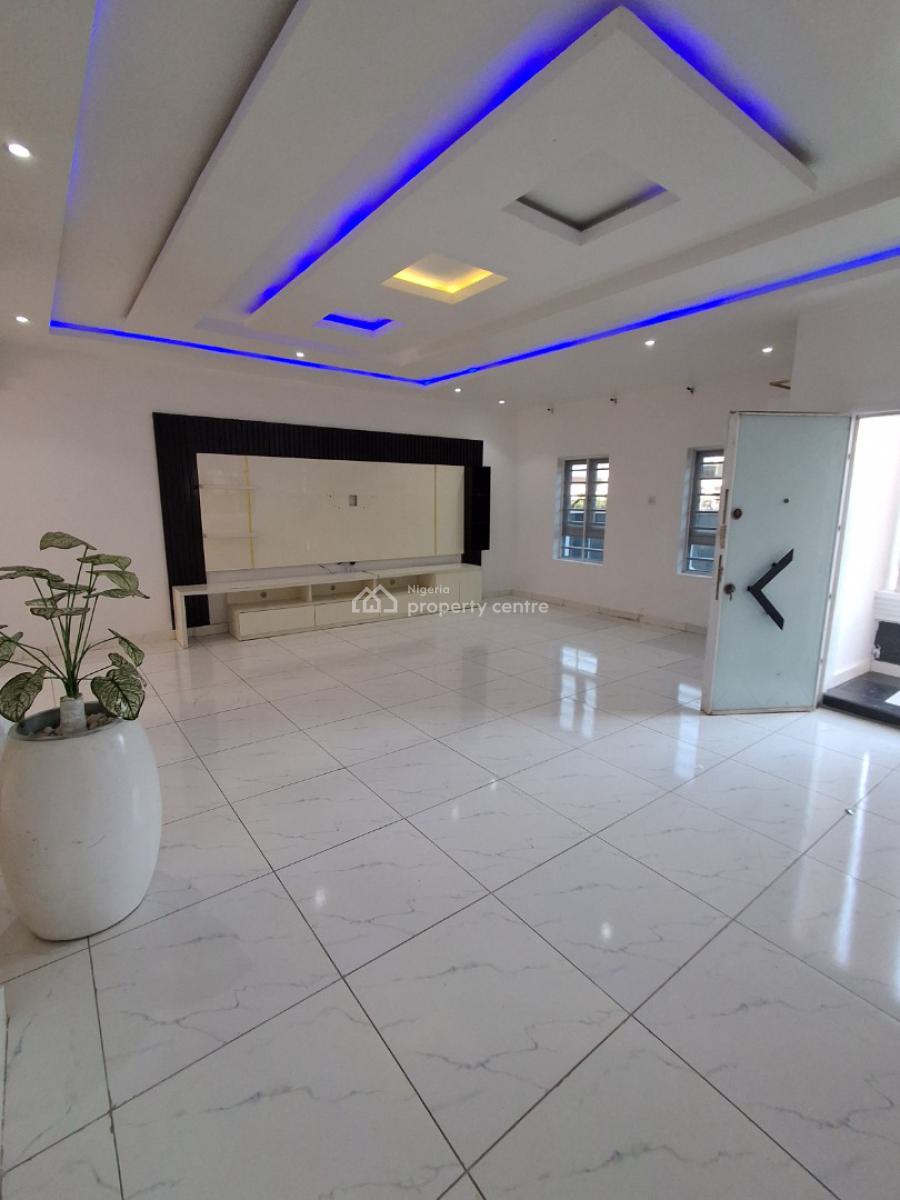 Four Bedrooms Duplex, Self Compound, in an Estate, Badore, Ajah, Lagos, Detached Duplex for Rent