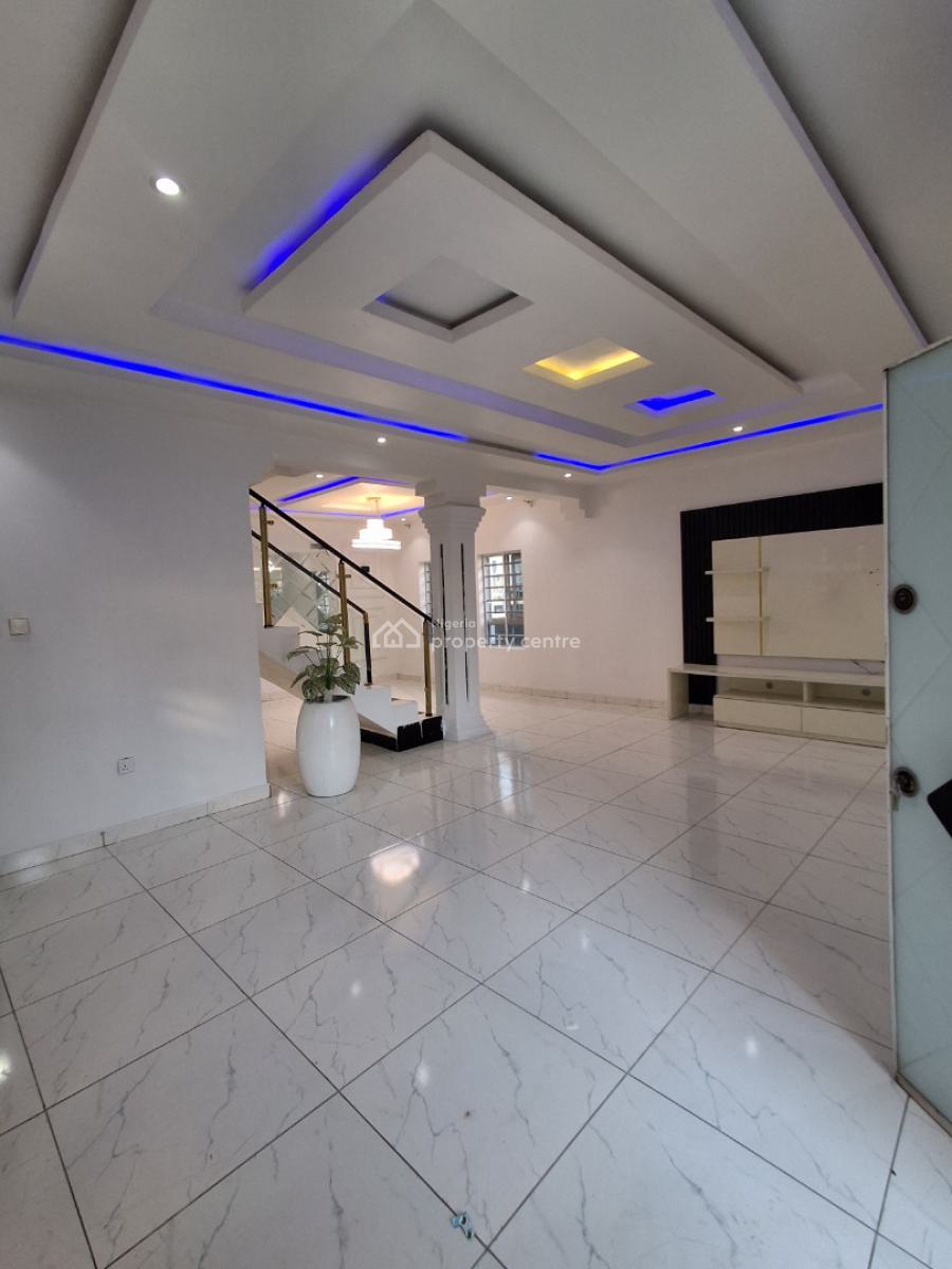 Four Bedrooms Duplex, Self Compound, in an Estate, Badore, Ajah, Lagos, Detached Duplex for Rent