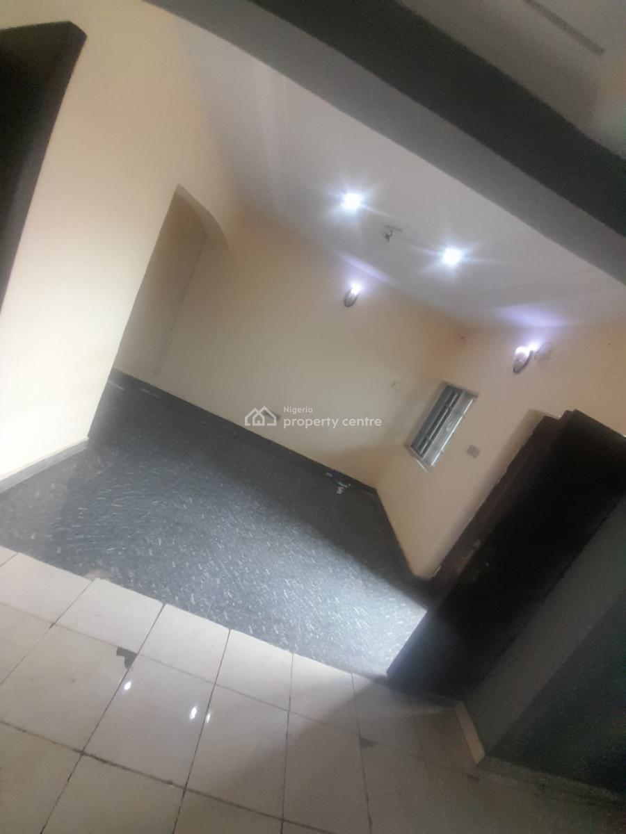 Standard 3bedrooms Block of Flat in a Serene Environment, Fo1 Layout, Kubwa, Abuja, Flat / Apartment for Rent