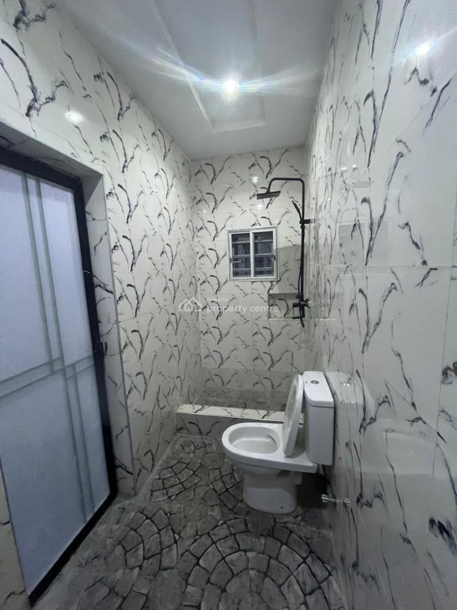 2 Bedroom Bungalow, Abraham Adesanya Estate, Ajah, Lagos, Detached Bungalow for Sale