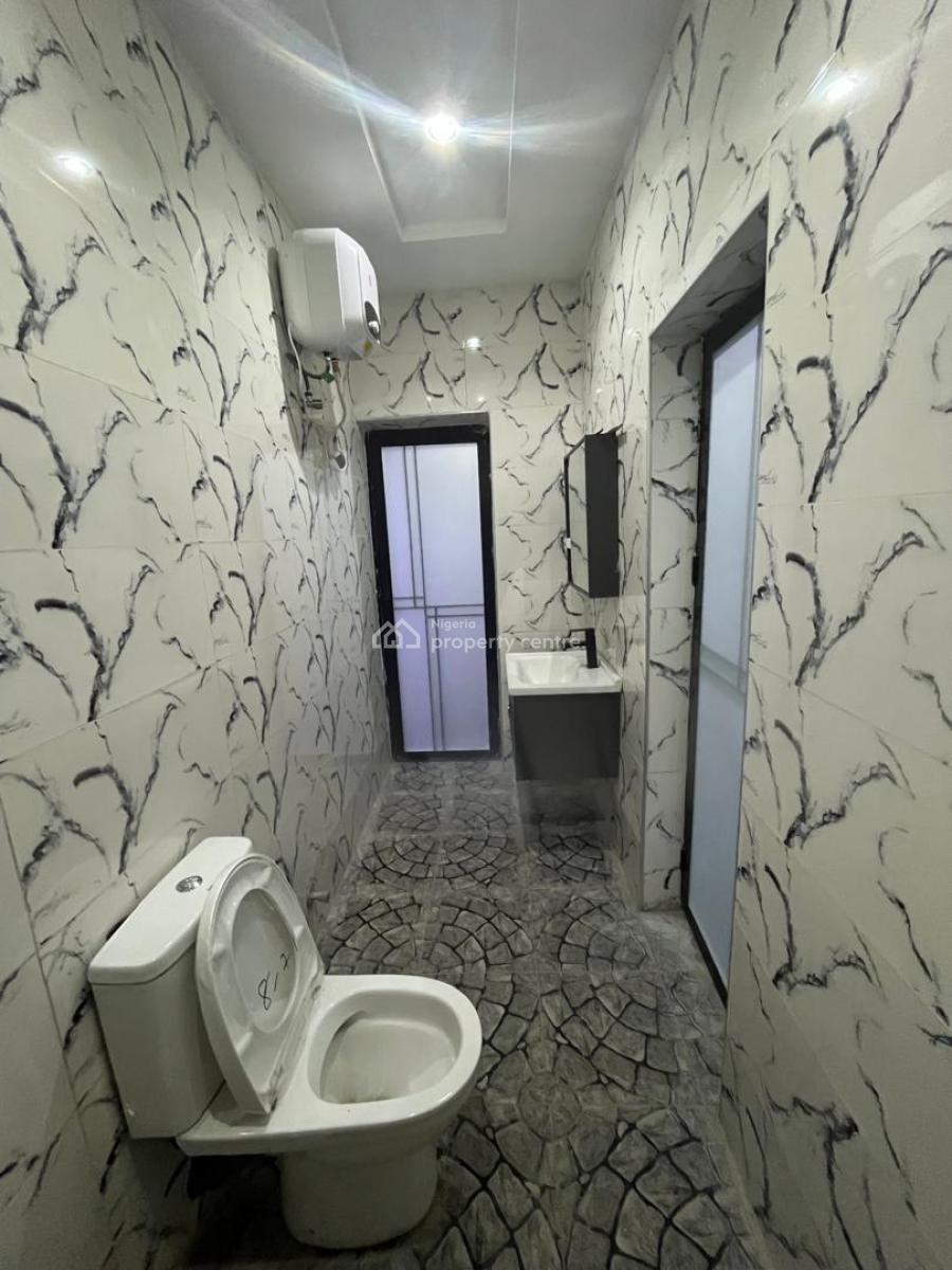 2 Bedroom Bungalow, Abraham Adesanya Estate, Ajah, Lagos, Detached Bungalow for Sale