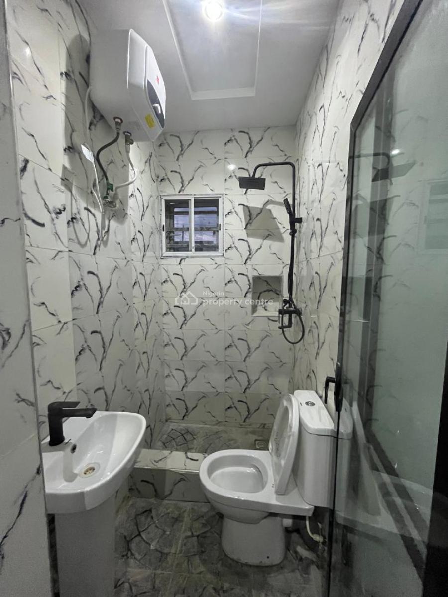 2 Bedroom Bungalow, Abraham Adesanya Estate, Ajah, Lagos, Detached Bungalow for Sale