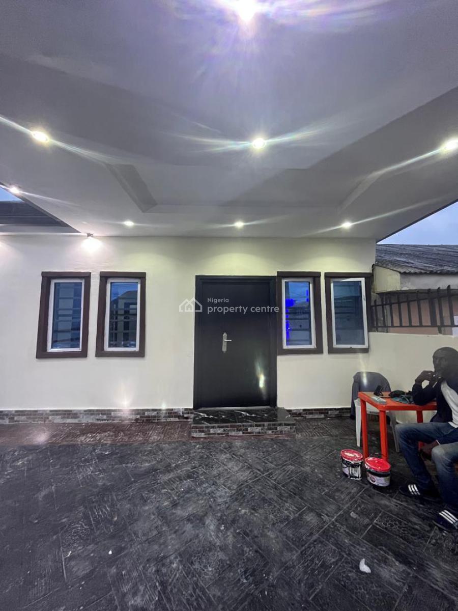 2 Bedroom Bungalow, Abraham Adesanya Estate, Ajah, Lagos, Detached Bungalow for Sale