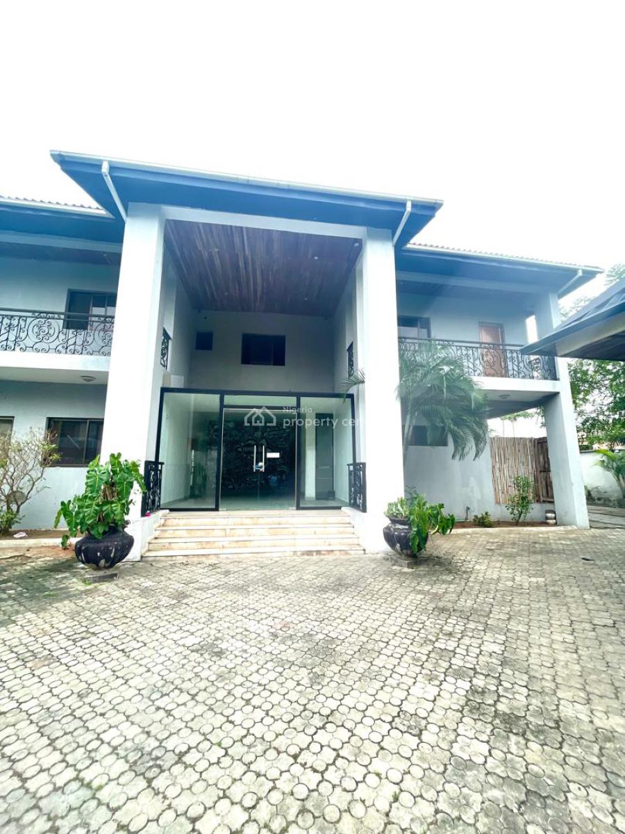 Spacious Corner Piece Commercial House on 110sqm, Lekki Phase 1, Lekki, Lagos, Commercial Property for Rent