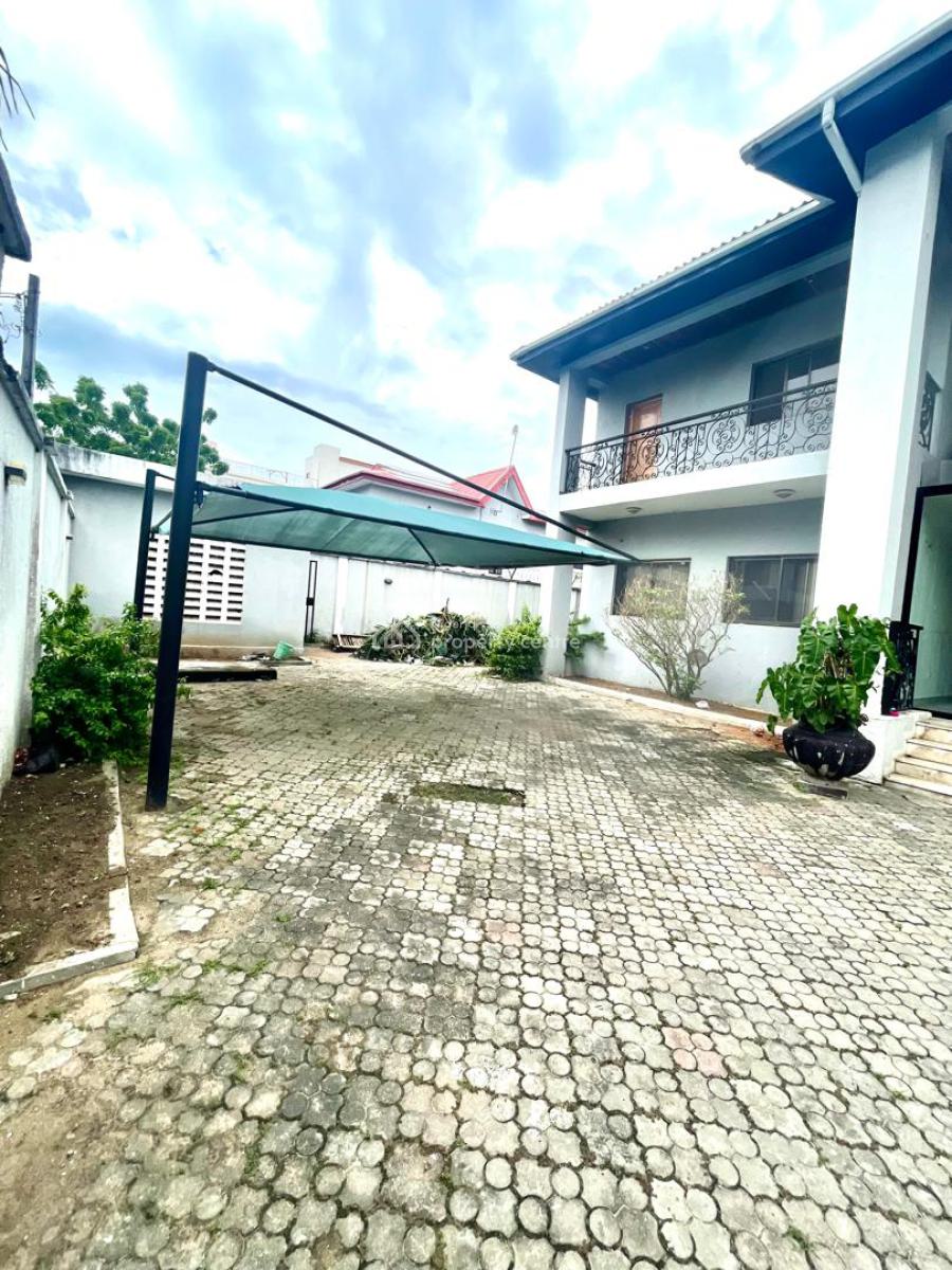 Spacious Corner Piece Commercial House on 110sqm, Lekki Phase 1, Lekki, Lagos, Commercial Property for Rent
