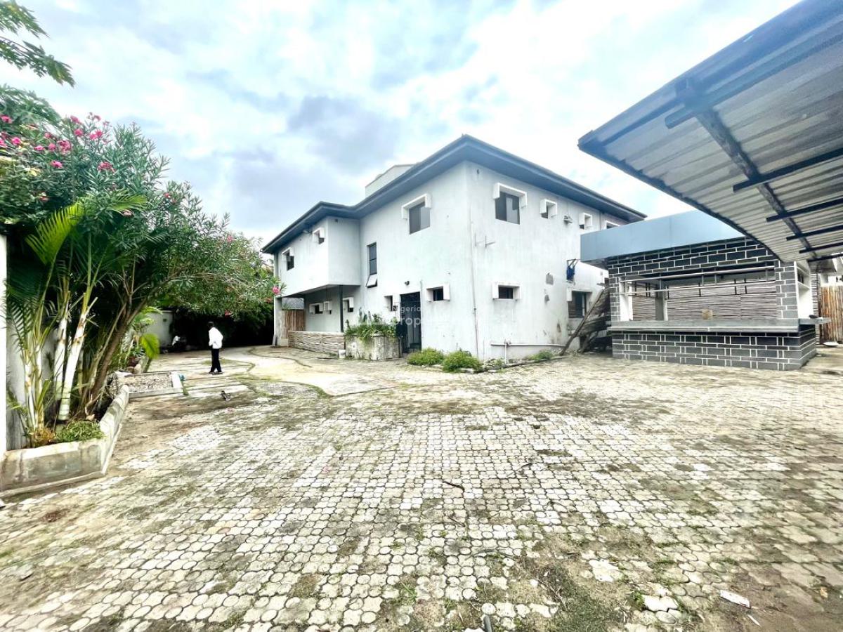 Spacious Corner Piece Commercial House on 110sqm, Lekki Phase 1, Lekki, Lagos, Commercial Property for Rent