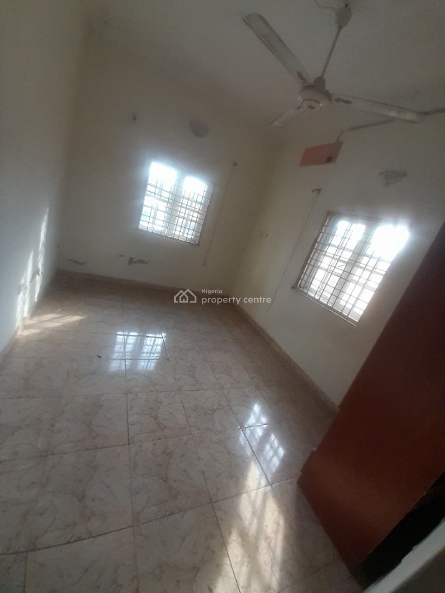 Standard 2 Bedrooms Block of Flat on a Tarred Road, Fo1 Layout, Kubwa, Abuja, Flat / Apartment for Rent