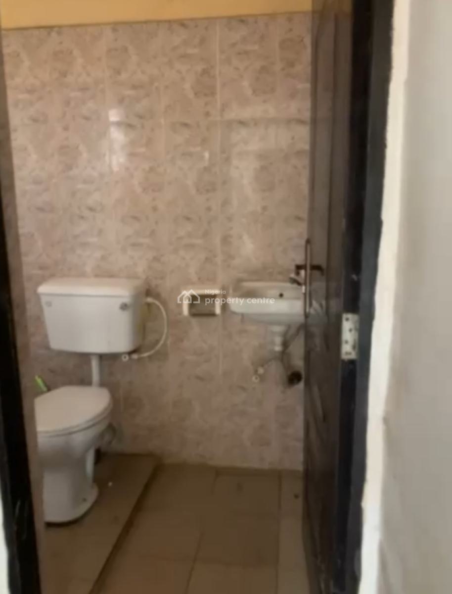 Lovely Miniflat with Pop Finishing, Sabo Ojodu Grammar School, Ojodu Berger, Ojodu, Lagos, Flat / Apartment for Rent
