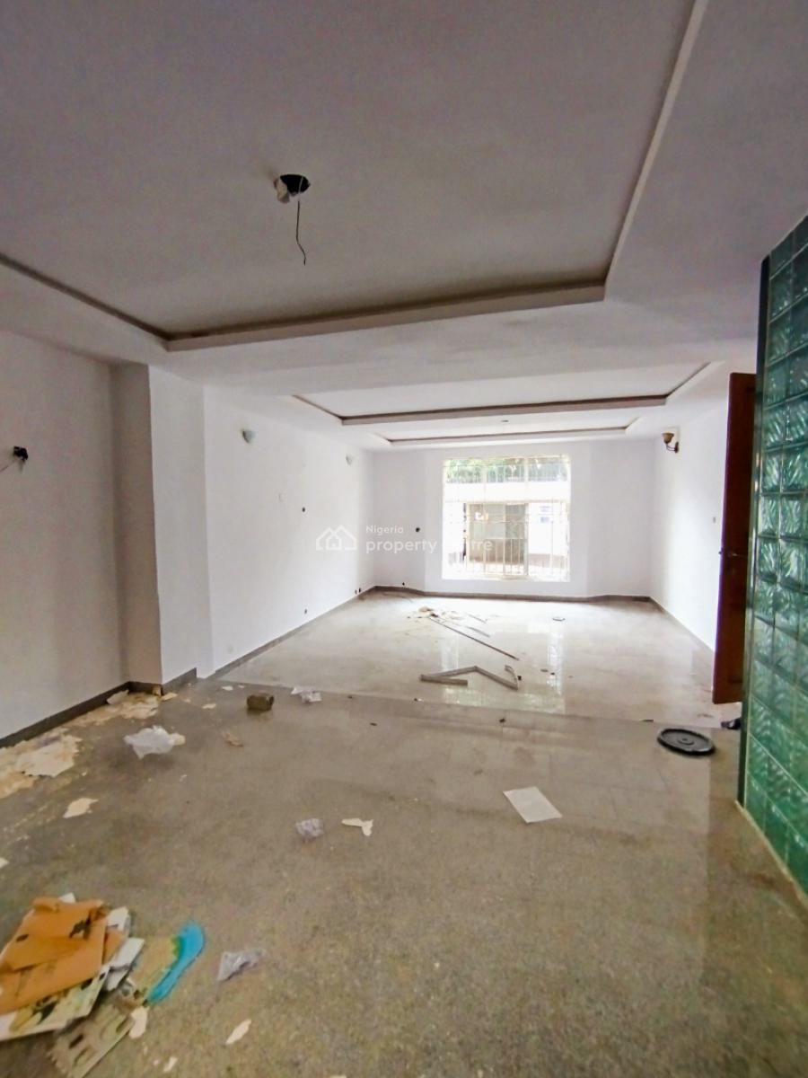 Newly Renovated 6-bedroom Semi Detached House with 2 Bqs, Lekki Phase 1, Lekki, Lagos, Semi-detached Duplex for Rent