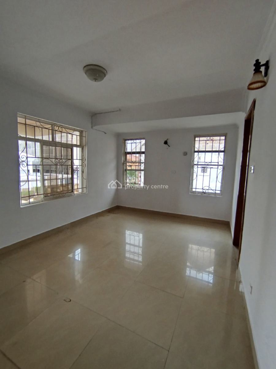 Newly Renovated 6-bedroom Semi Detached House with 2 Bqs, Lekki Phase 1, Lekki, Lagos, Semi-detached Duplex for Rent