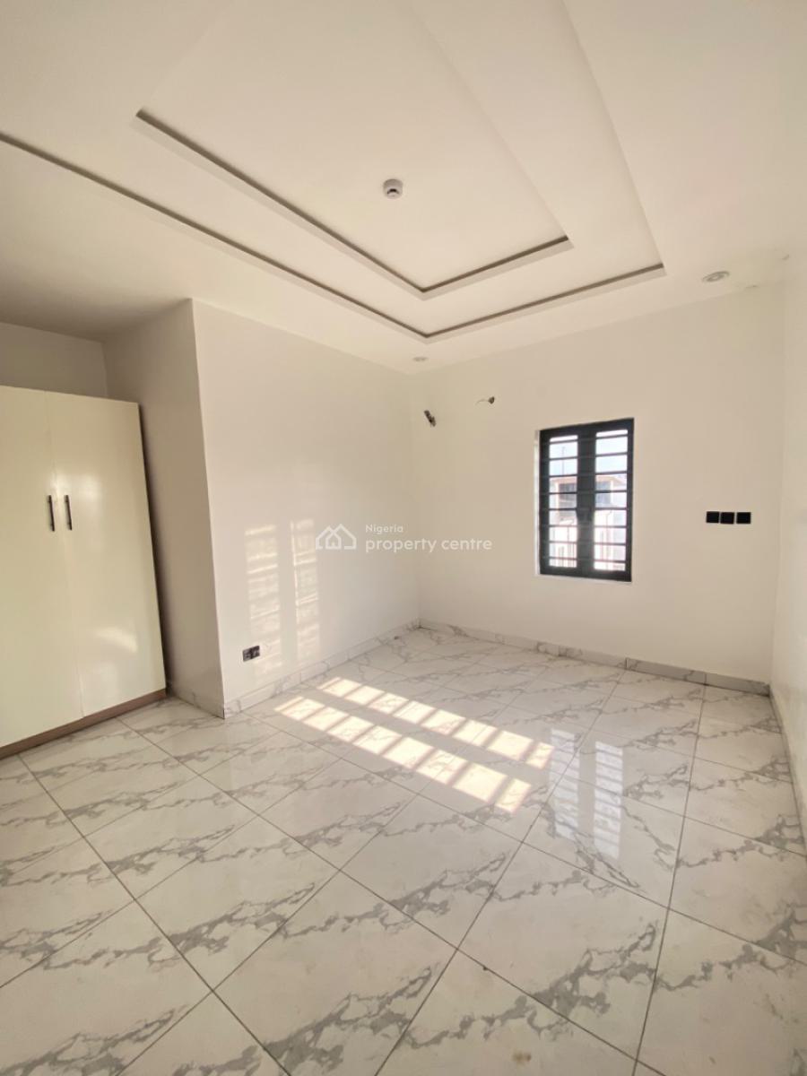 2 Bedroom Apartment Available, Chevron, Lekki, Lagos, Flat / Apartment for Sale