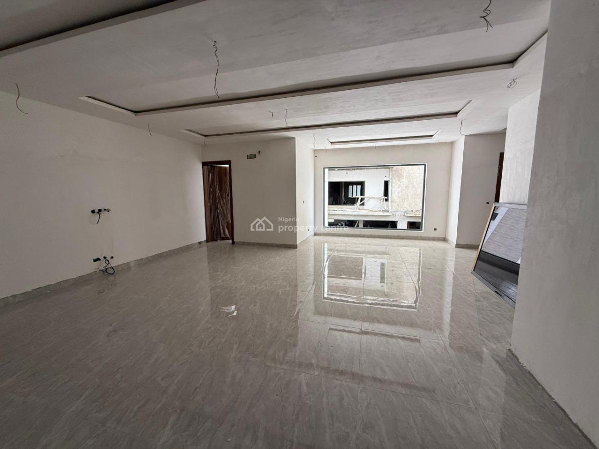 4-bedroom Penthouse with 2-room Bq, Lekki Phase 1, Lekki, Lagos, Block of Flats for Sale