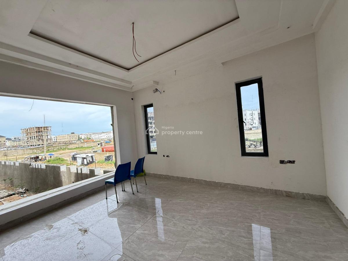 4-bedroom Penthouse with 2-room Bq, Lekki Phase 1, Lekki, Lagos, Block of Flats for Sale