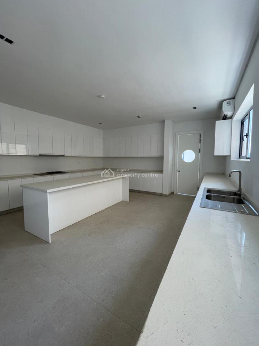 Waterfront 6 Bedroom Mansion in a Mini Estate, Off 3rd Avenue, Banana Island, Ikoyi, Lagos, House for Sale