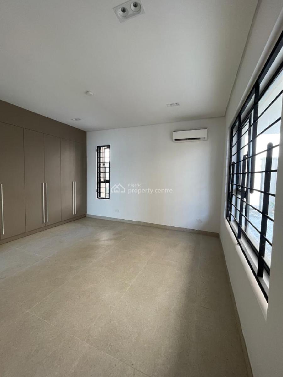 Waterfront 6 Bedroom Mansion in a Mini Estate, Off 3rd Avenue, Banana Island, Ikoyi, Lagos, House for Sale