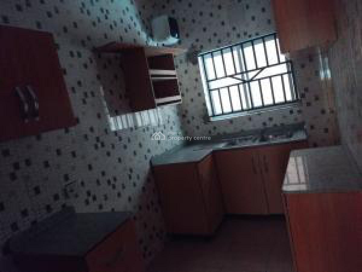 Paradise Newly Built All En-suite 3-bedroom, Laghom Estate, Ajah, Lagos, Flat / Apartment for Sale