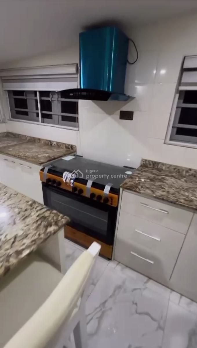 Furnished 2 Bedroom Penthouse with Solar, Ologolo, Lekki, Lagos, Flat / Apartment for Rent