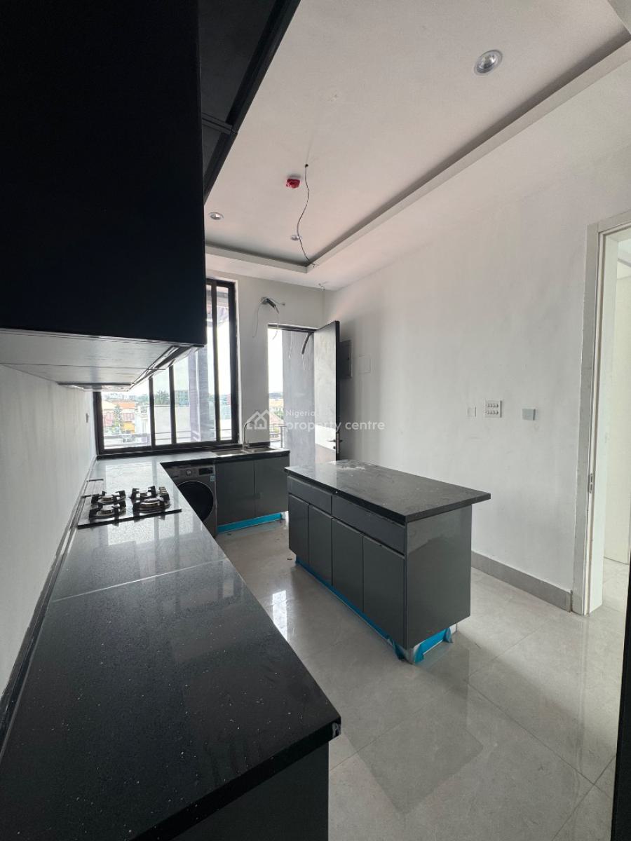 Brand New 3 Bedroom Apartment, Lekki Phase 1, Lekki, Lagos, Flat / Apartment for Rent