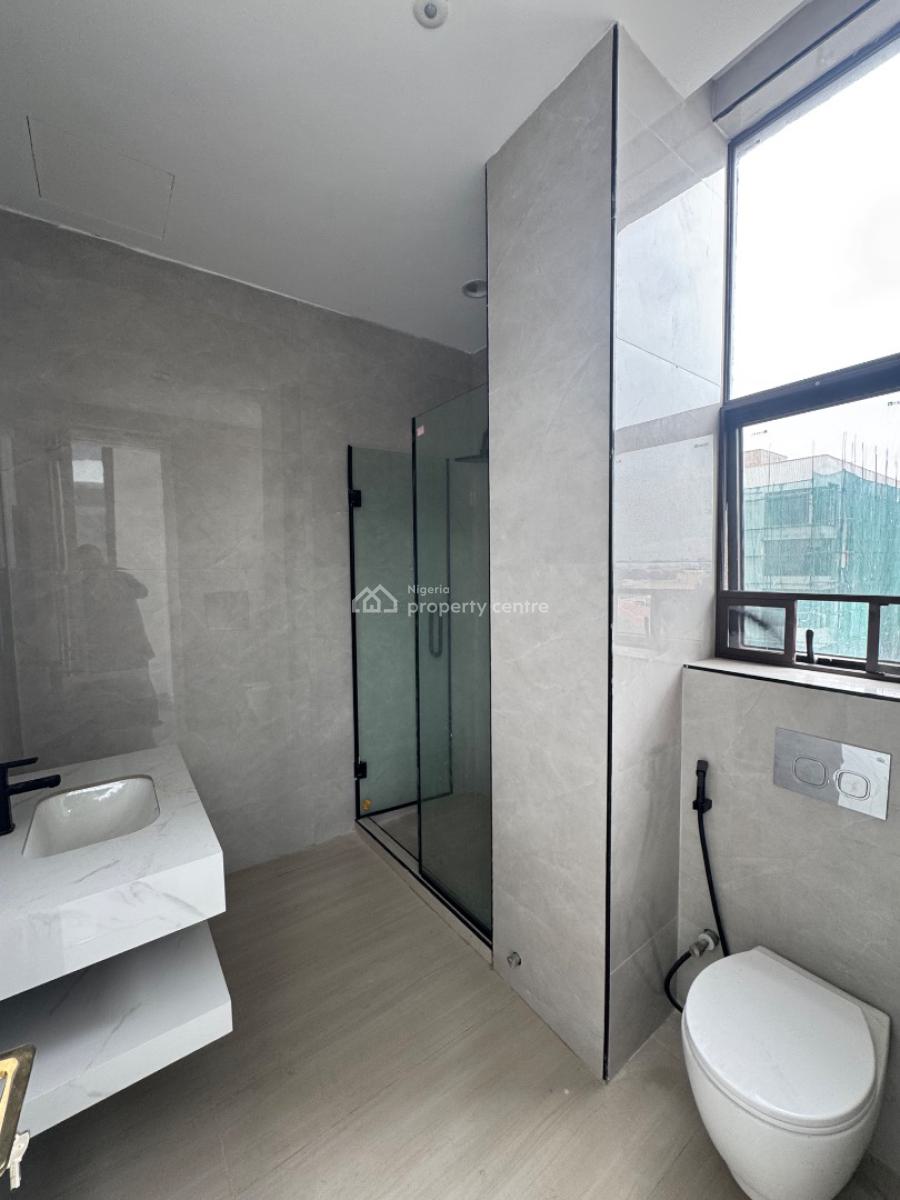 Brand New 3 Bedroom Apartment, Lekki Phase 1, Lekki, Lagos, Flat / Apartment for Rent