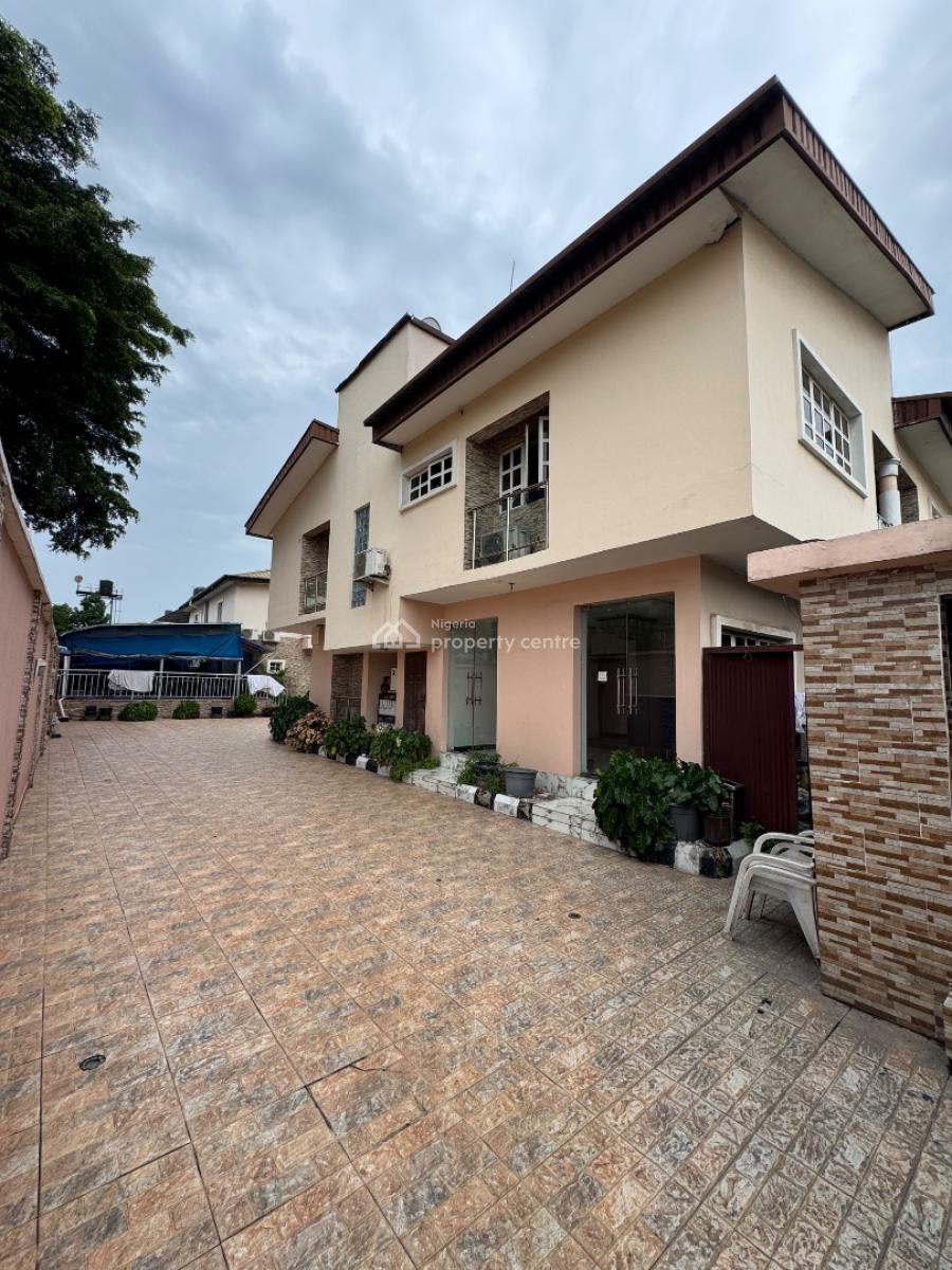 𝐒𝐏𝐀𝐂𝐈𝐎𝐔𝐒 17 𝐁𝐄𝐃𝐑𝐎𝐎𝐌 𝐃𝐄𝐓𝐀𝐂𝐇𝐄𝐃 𝐃𝐔𝐏𝐋𝐄𝐗, Lekki Phase 1, Lekki Phase 1, Lekki, Lagos, Detached Duplex for Rent