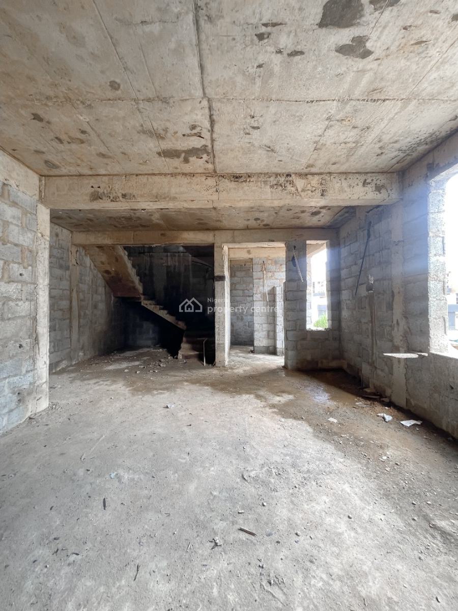 4 Bedrooms Terrace Duplex + Bq (carcass), Gwarinpa, Abuja, Terraced Duplex for Sale