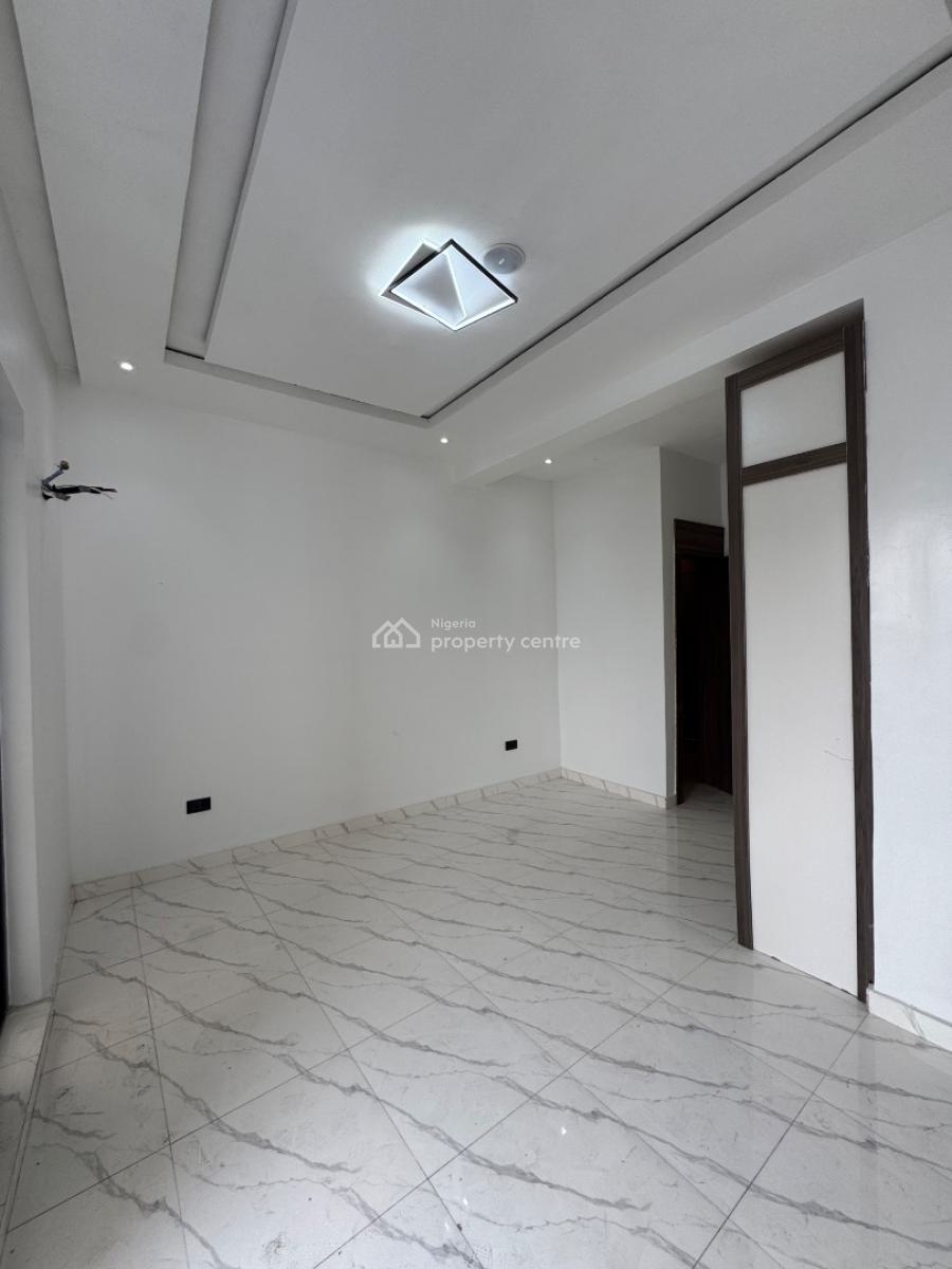 Brand New 3 Bedroom Apartment, Lekki Phase 1, Lekki, Lagos, Flat / Apartment for Rent