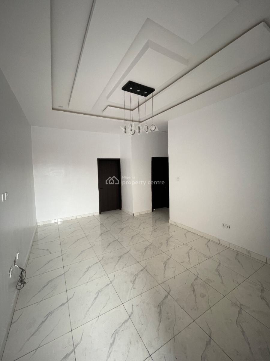 Exquisite 3 Bedrooms Apartment in a Serene Neighborhood, Off Masha, Surulere, Lagos, Flat / Apartment for Sale