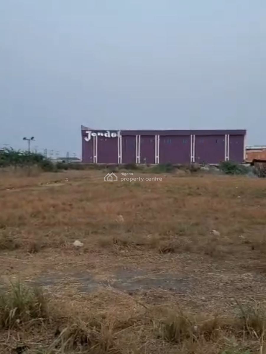 24 Plots ( C of O), Facing Lekki - Epe Expressway, Ajiwe, Ajah, Lagos, Commercial Land for Sale