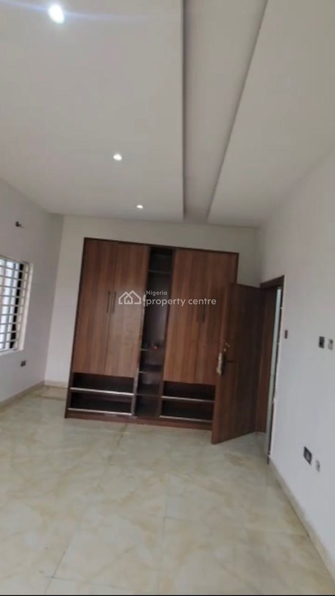 Elegant 3-bedroom Apartment, Abraham Adesanya, Ajah, Lagos, Flat / Apartment for Rent