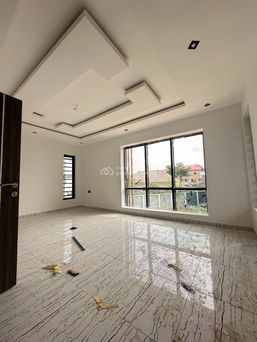 a Luxuriously Designed Semi Detached 4-bedroom Duplex, Chief Lateef Oyelade Gra, Oluyole, Ring Road Estate, Ibadan, Oyo, Semi-detached Duplex for Sale