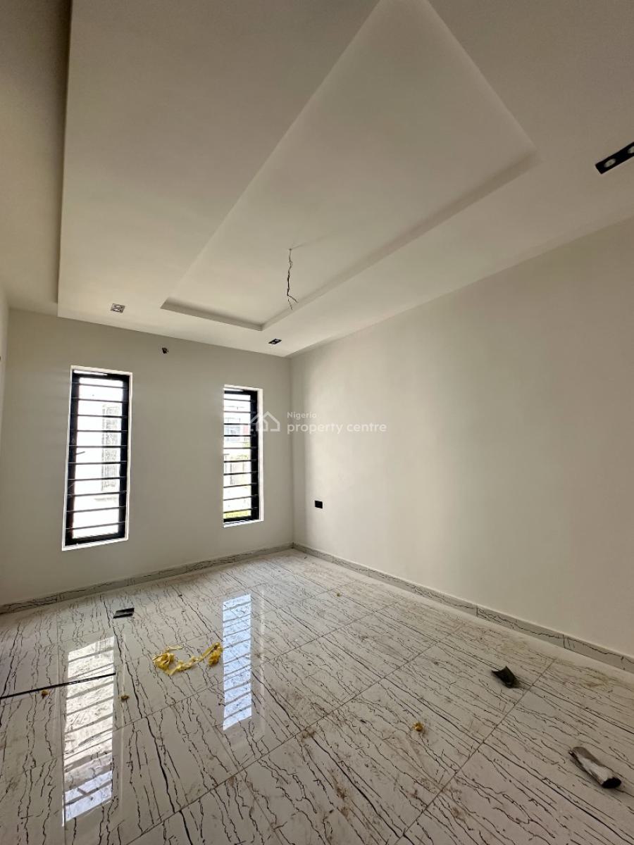 a Luxuriously Designed Semi Detached 4-bedroom Duplex, Chief Lateef Oyelade Gra, Oluyole, Ring Road Estate, Ibadan, Oyo, Semi-detached Duplex for Sale