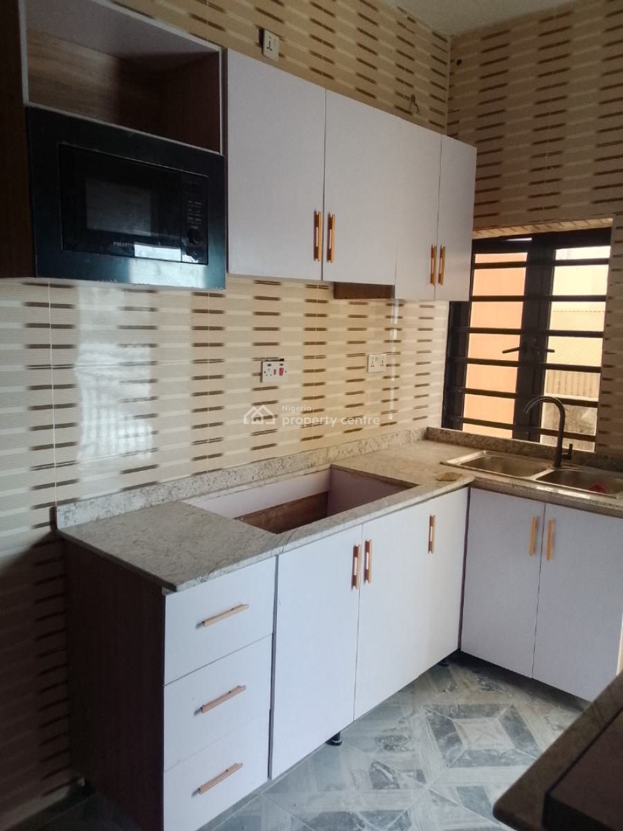 Spacious 2 Bedroom Apartment, Ogunfayo, Eputu, Ibeju Lekki, Lagos, Flat / Apartment for Sale