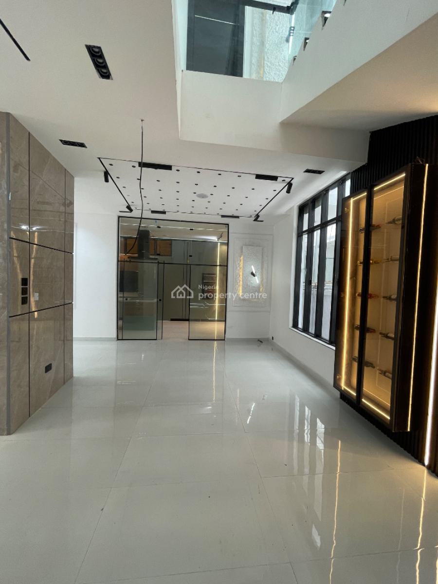 Beautifully Designed 6 Bedroom Fully Detached Duplex with Cinema &pool, Chevron, Lekki, Lagos, Detached Duplex for Sale