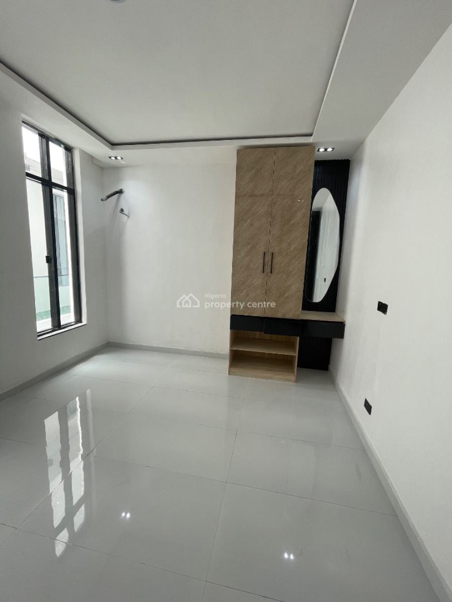 Beautifully Designed 6 Bedroom Fully Detached Duplex with Cinema &pool, Chevron, Lekki, Lagos, Detached Duplex for Sale