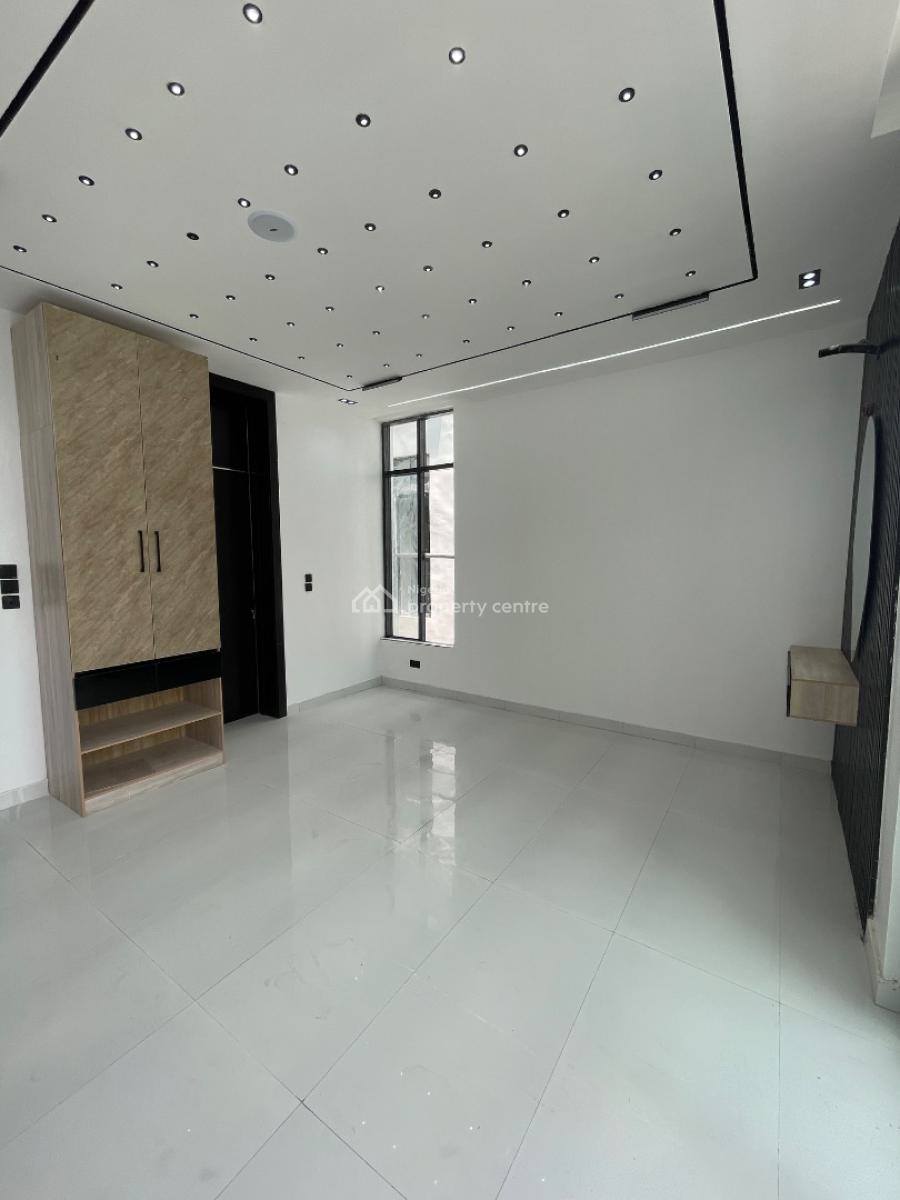 Beautifully Designed 6 Bedroom Fully Detached Duplex with Cinema &pool, Chevron, Lekki, Lagos, Detached Duplex for Sale