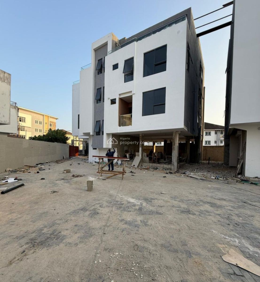 4 Bedrooms Semi Detached Terrace Building, Pool, Gym, Water View, Lekki Phase 1, Lekki, Lagos, Semi-detached Duplex for Sale