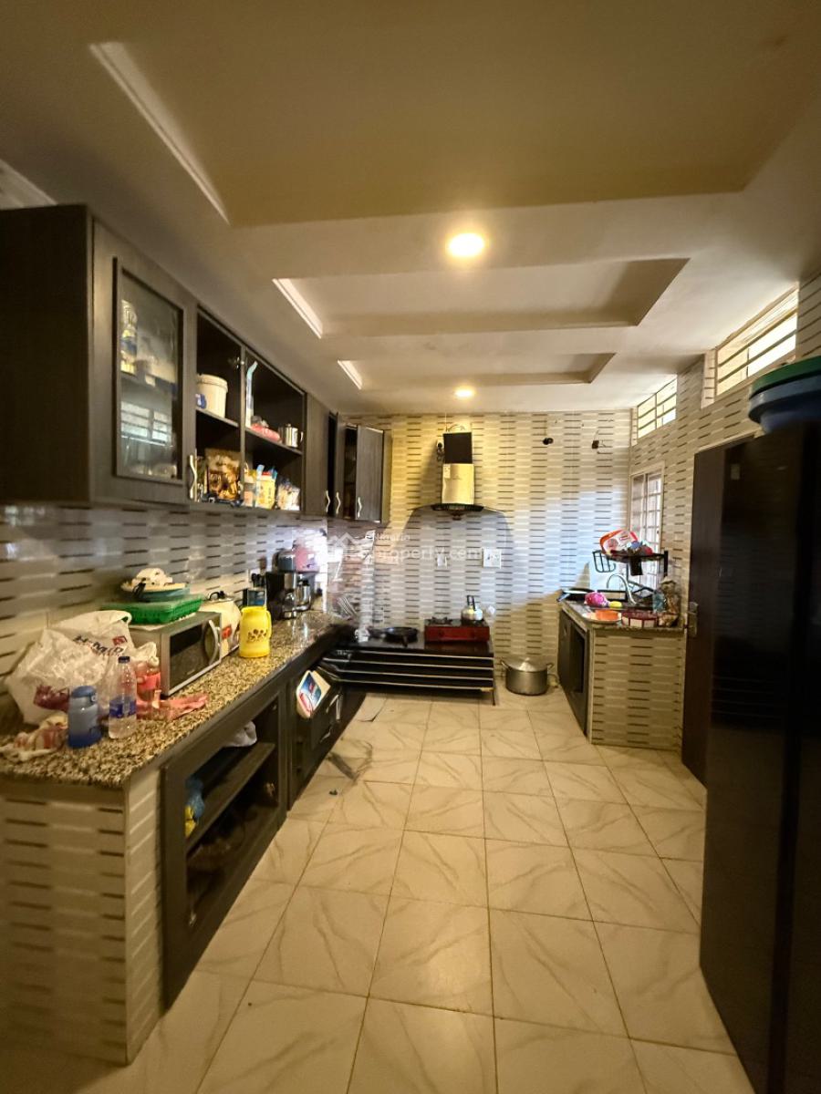Tastefully Built and Spacious 4 Bedroom Terrace Duplex with Bq, 2nd Avenue, Gwarinpa, Abuja, Terraced Duplex for Rent