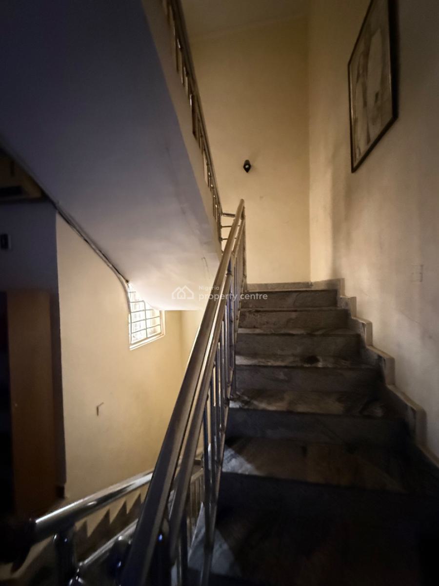 Tastefully Built and Spacious 4 Bedroom Terrace Duplex with Bq, 2nd Avenue, Gwarinpa, Abuja, Terraced Duplex for Rent