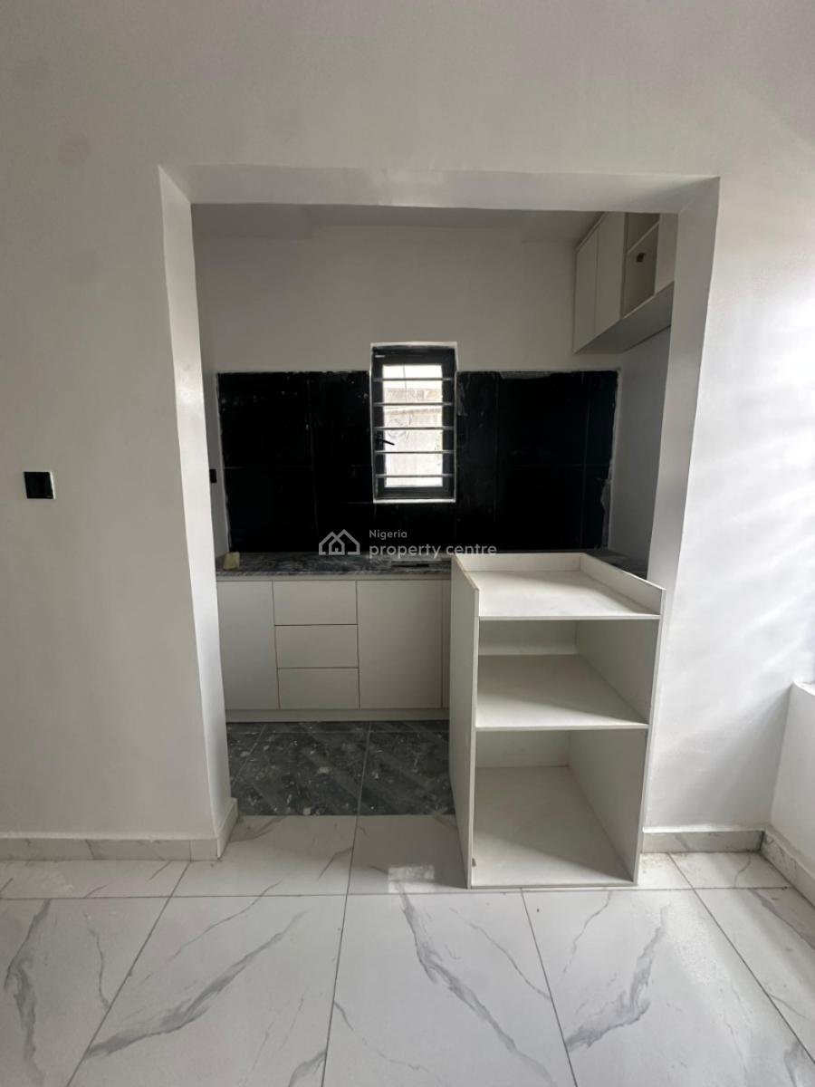 1-bedroom Apartment -- Lekki, Ologolo, Lekki, Lagos, Flat / Apartment for Sale