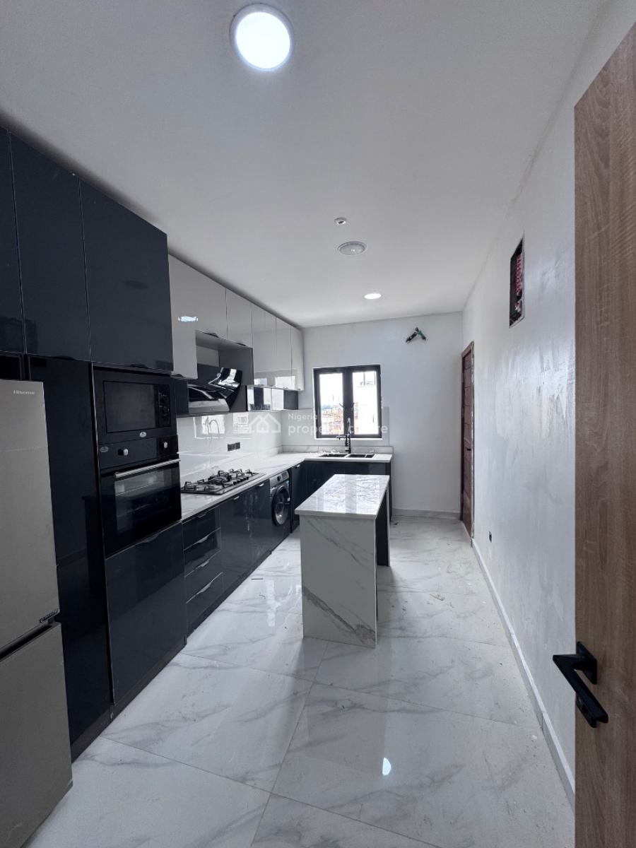 Luxury 2 Bedroom Apartment + Bq, Swimming Pool, Lift and Gym, Less Than 3 Minutes Drive From Oba Elegushi Palace, Ikate Elegushi, Lekki, Lagos, Flat / Apartment for Sale