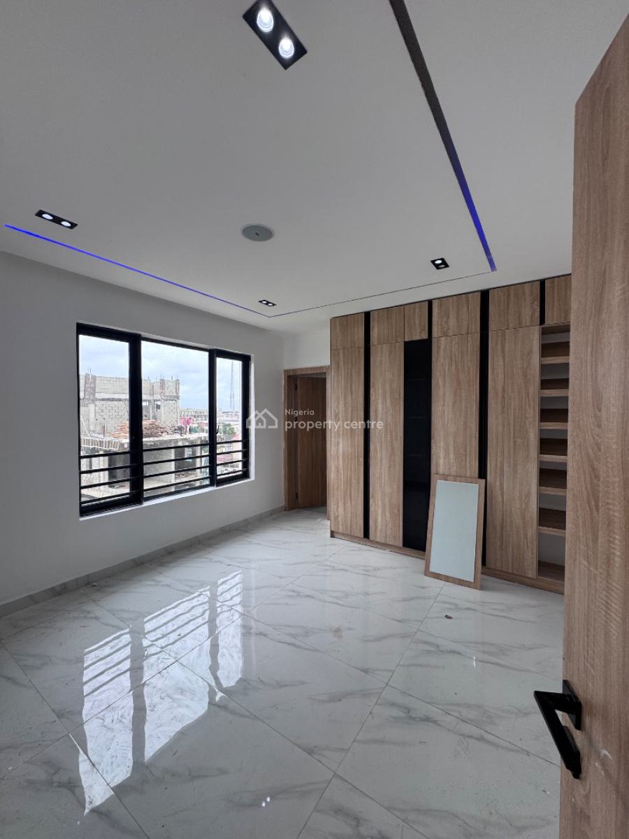 Luxury 2 Bedroom Apartment + Bq, Swimming Pool, Lift and Gym, Less Than 3 Minutes Drive From Oba Elegushi Palace, Ikate Elegushi, Lekki, Lagos, Flat / Apartment for Sale